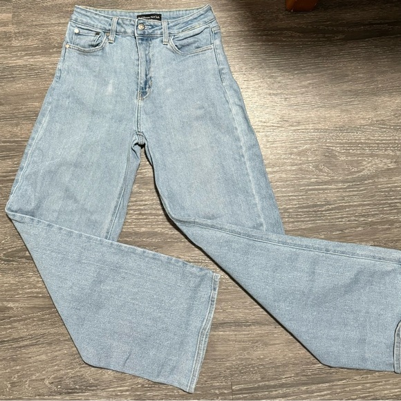 Pool House New York Pasadena Dad Jeans - Picture 1 of 3